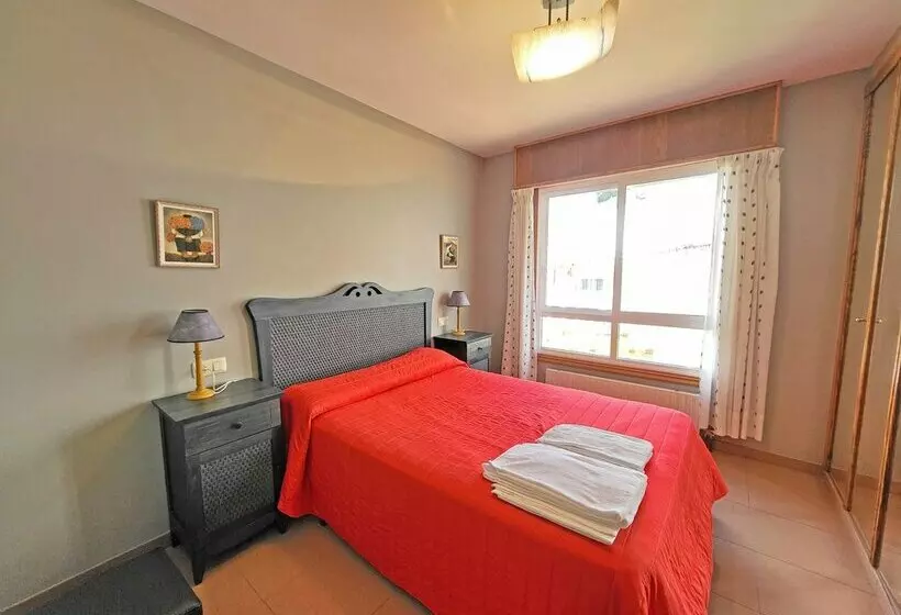 Apartamentos Sanxenxo Playa 3000