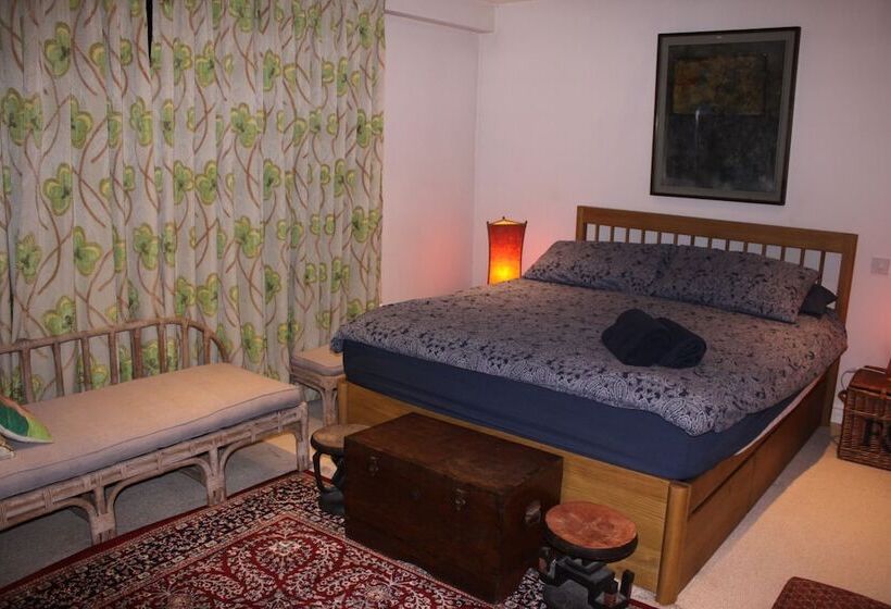 تختخواب و صبحانه Sandford Meadow Guest House