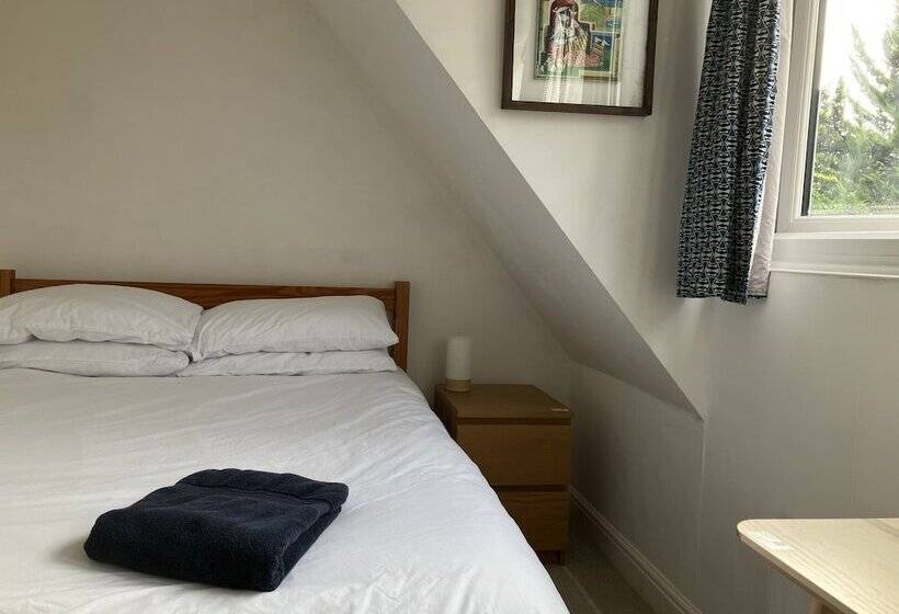 تختخواب و صبحانه Sandford Meadow Guest House