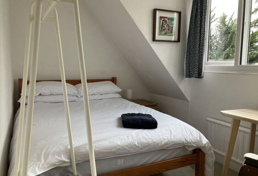 تختخواب و صبحانه Sandford Meadow Guest House