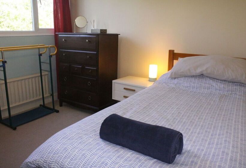 تختخواب و صبحانه Sandford Meadow Guest House