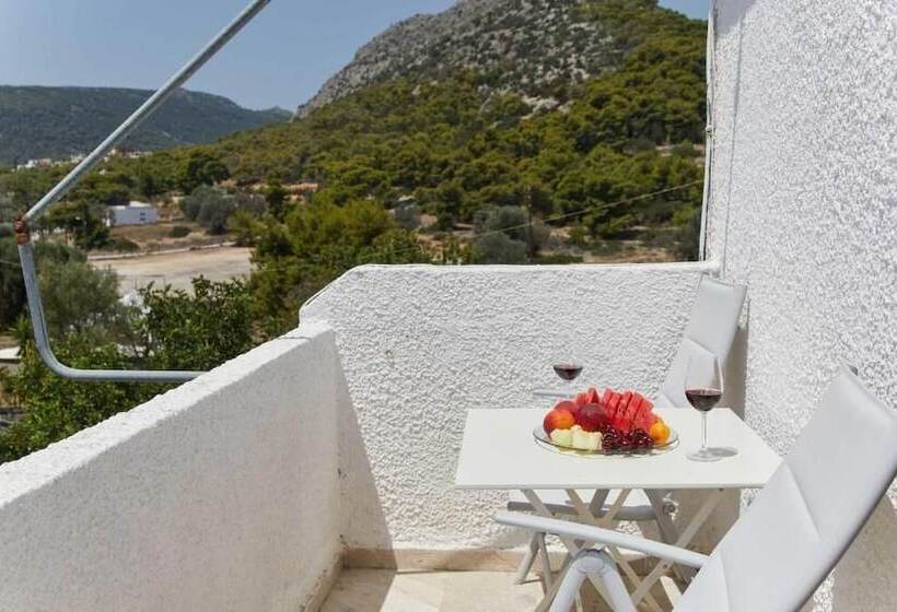 هتل Golden Star Praxitelous