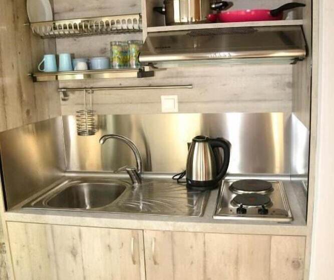 هتل Golden Star Praxitelous