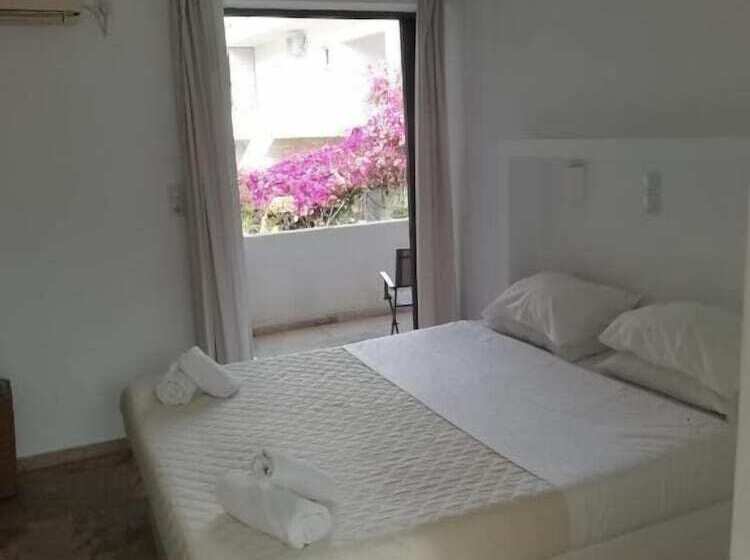 هتل Golden Star Praxitelous