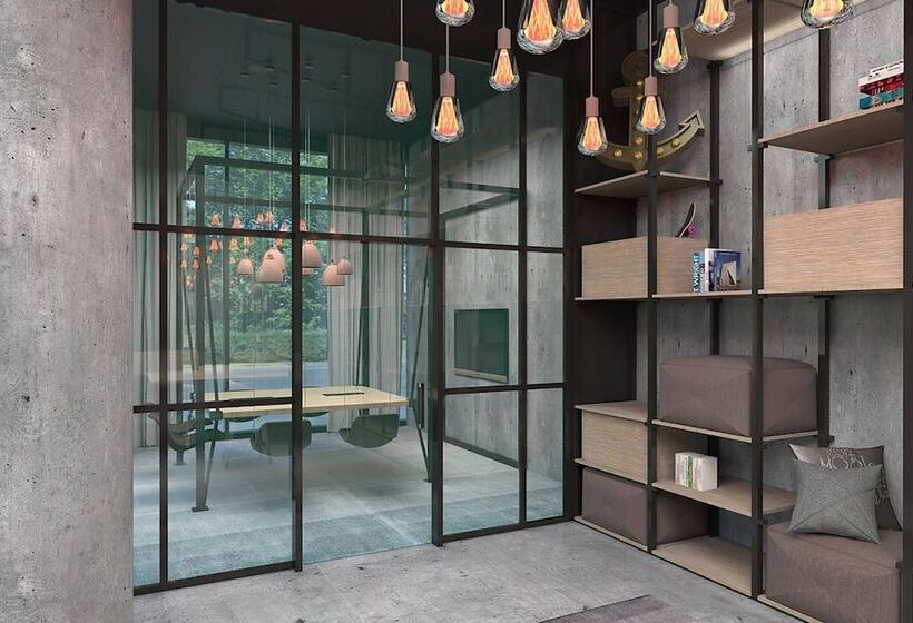 בית מלון כפרי Moxy Szczecin City