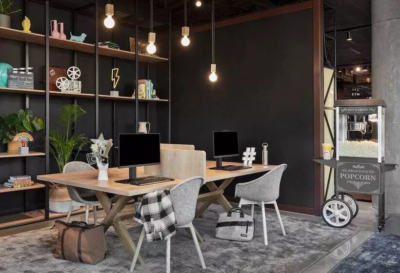 Hotelli Moxy Szczecin City