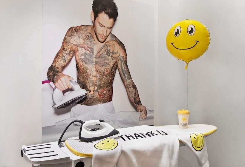 בית מלון כפרי Moxy Szczecin City