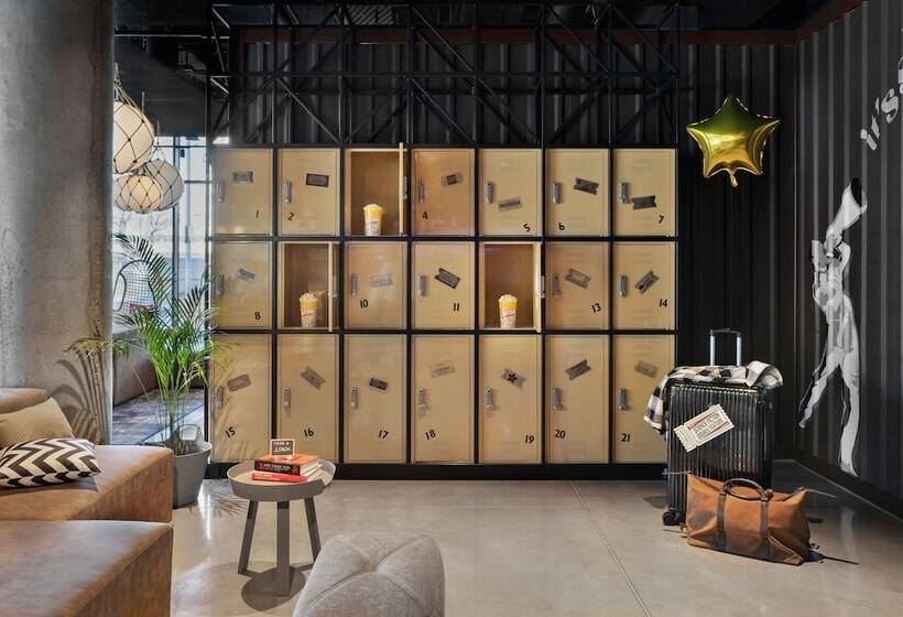 בית מלון כפרי Moxy Szczecin City