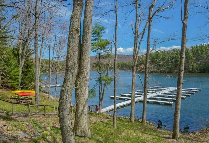 Keep Calm And Lake On