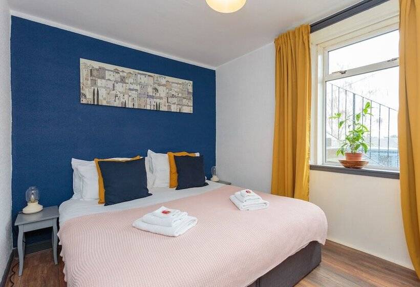 Entire Lovely Modern Scottish Cottage