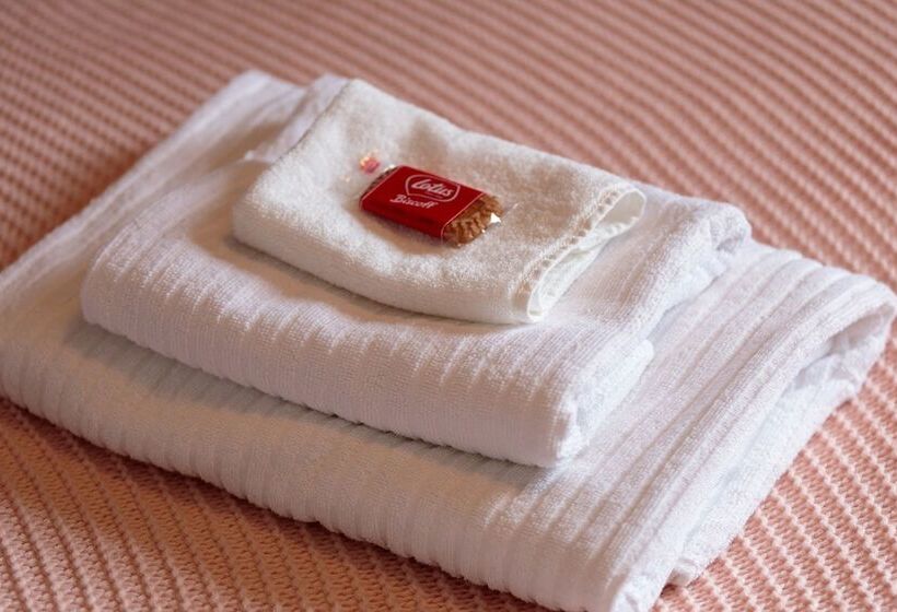 Entire Lovely Modern Scottish Cottage