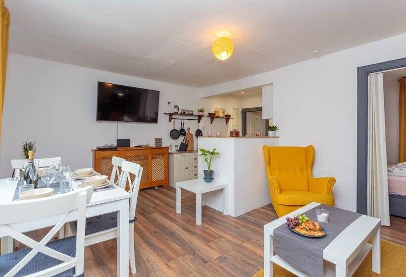 Entire Lovely Modern Scottish Cottage