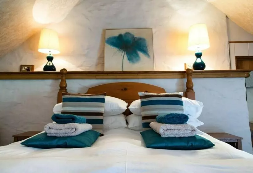 レジデンス Traditional Cosy Cottage With Rural Views Nr Coast