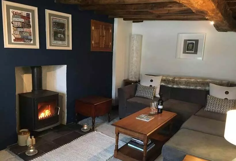 レジデンス Traditional Cosy Cottage With Rural Views Nr Coast