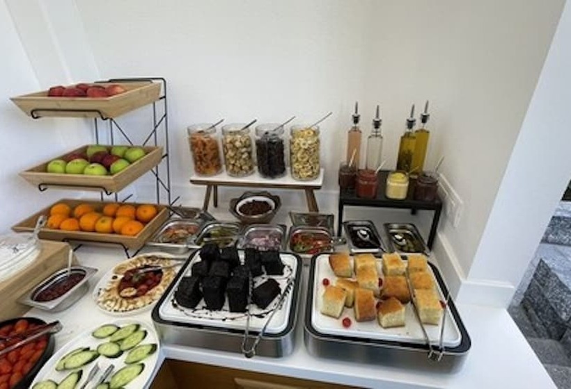 Lazar Lux Suites Ammoudara