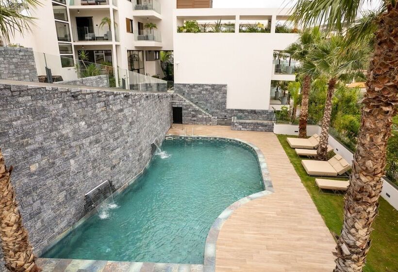 Lazar Lux Suites  Ammoudara