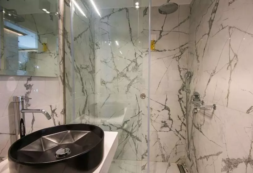 Lazar Lux Suites  Ammoudara