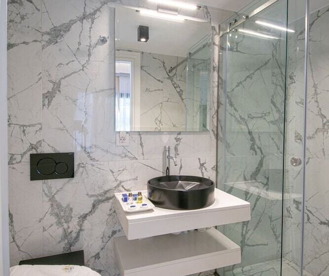 Lazar Lux Suites  Ammoudara