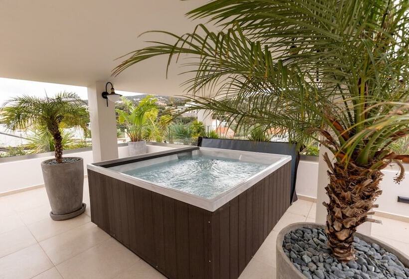 Lazar Lux Suites  Ammoudara