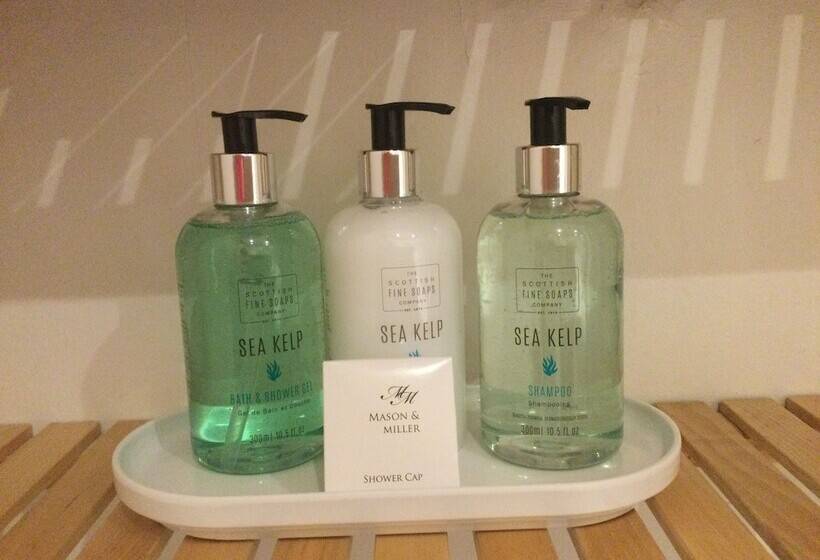 پانسیون The Firs