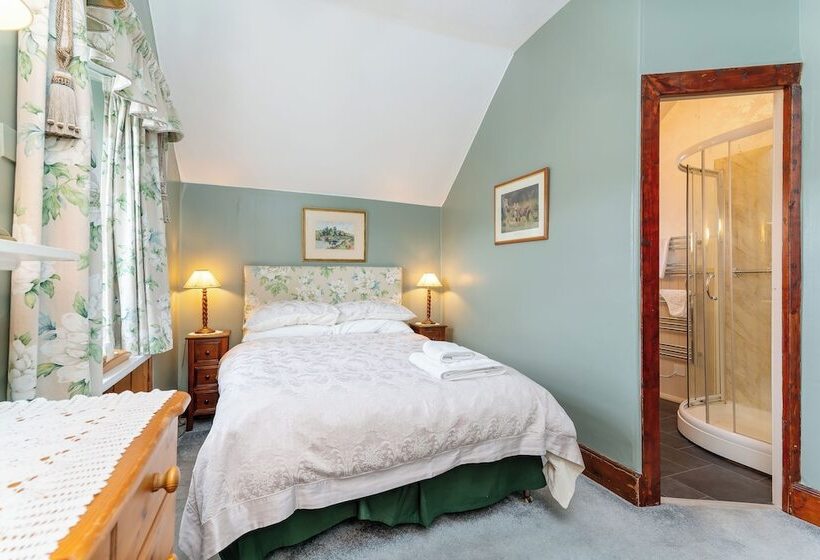 پانسیون The Firs