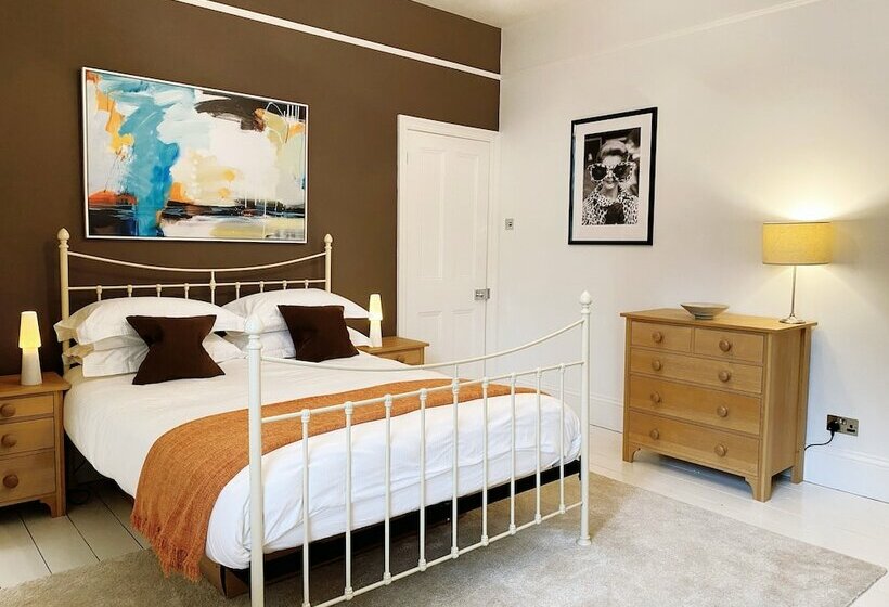 Rezydencja Spectacular Coastal Townhouse In Fowey For 8