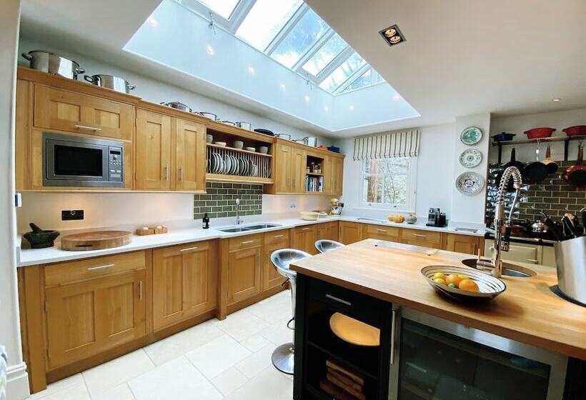 Rezydencja Spectacular Coastal Townhouse In Fowey For 8