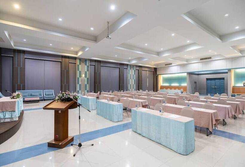 호텔 Thara Cholapruek Resort