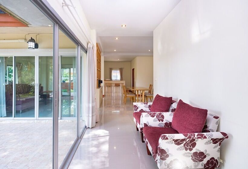 호텔 Thara Cholapruek Resort