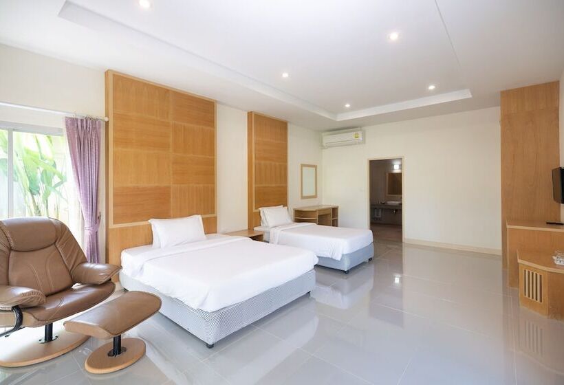 호텔 Thara Cholapruek Resort