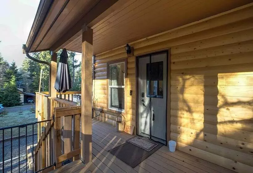 02gs   Wifi   D/w   W/d   Sleeps 8