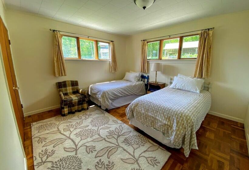 3l Cabin In Picturesque Sugar Hill Breathtaking Views Minutes From White Mountains Attractions