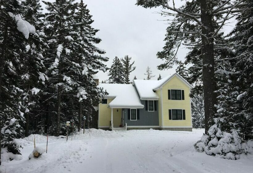 Mo Private Home In Beautiful Wooded Setting Close To Bretton Woods Ac