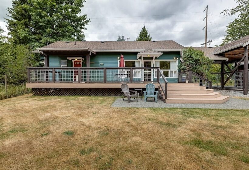 Mt. Baker Lodging Cabin 8 – Wifi, Pets Ok, Sleeps 6! By Mbl