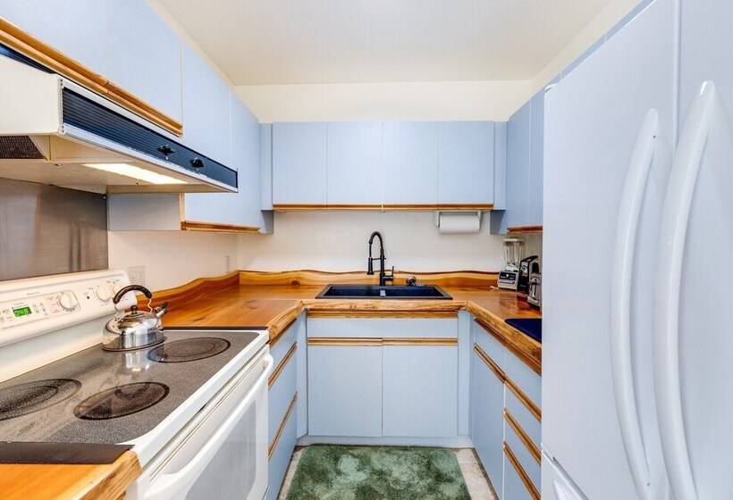 Mt. Baker Lodging Cabin 8 – Wifi, Pets Ok, Sleeps 6! By Mbl