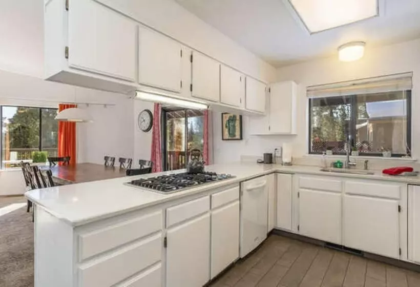 Alpine Chalet By Tahoe Mountain Properties