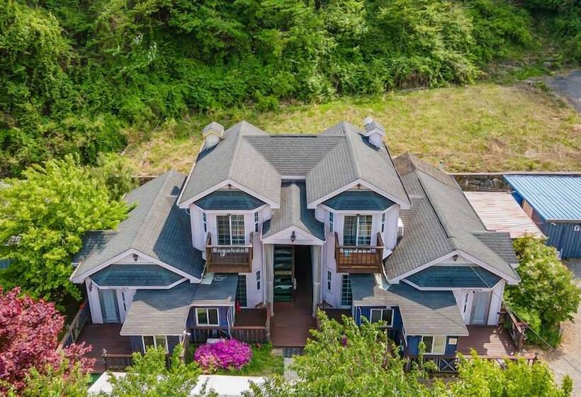 Gapyeong Gartenheim Pet Friendly Pension