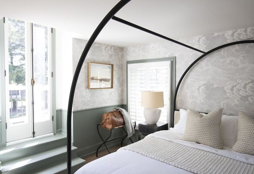 فندق فئة نجمة واحدة Blue Rock