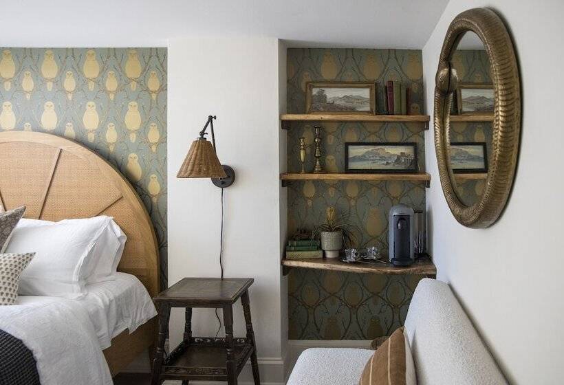 فندق فئة نجمة واحدة Blue Rock