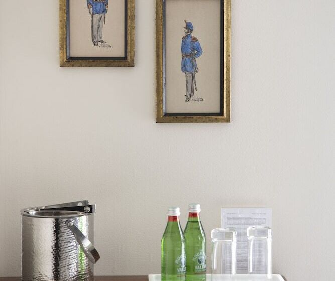 فندق فئة نجمة واحدة Blue Rock