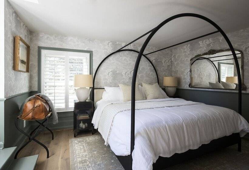 فندق فئة نجمة واحدة Blue Rock