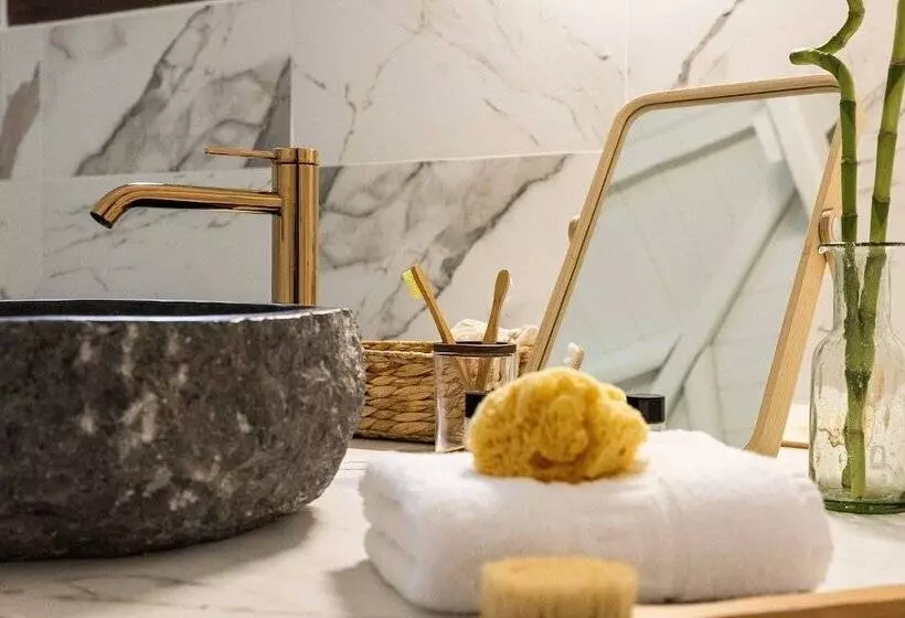 ホテル Avaton Suites & Villa Philian Collection