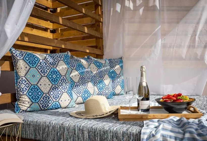 ホテル Avaton Suites & Villa Philian Collection