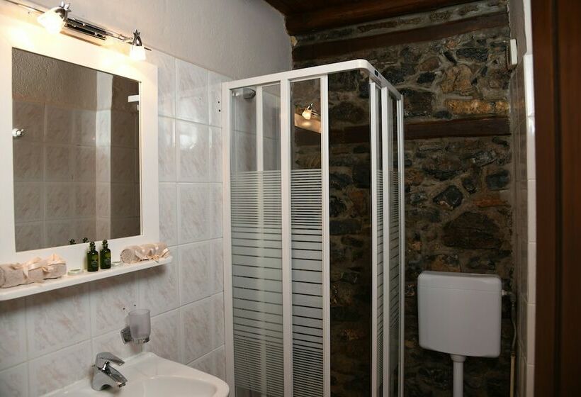 ホテル Archontiko Tarsouna