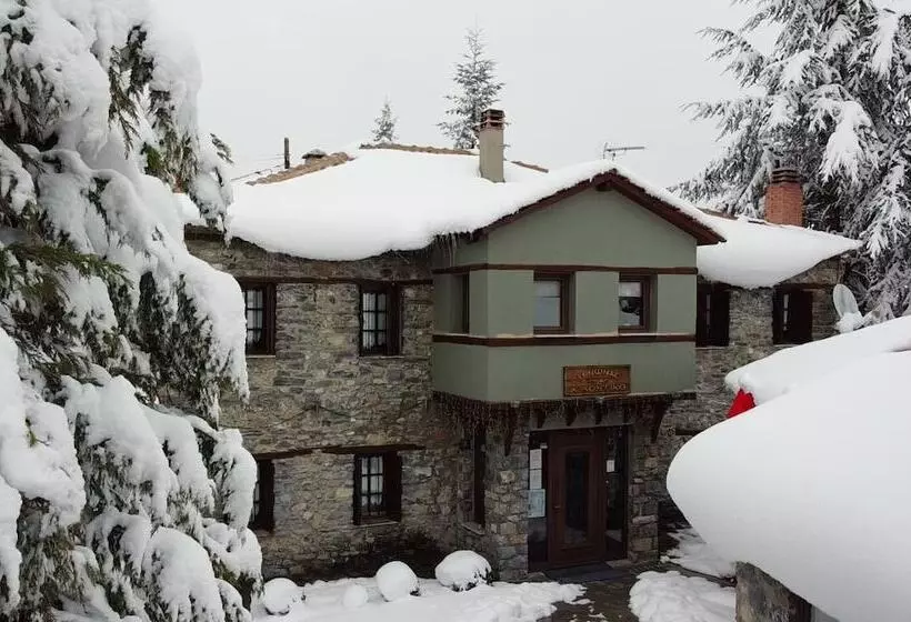 Hotelli Archontiko Tarsouna