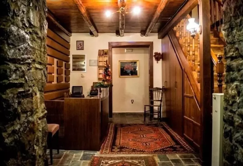 Hotelli Archontiko Tarsouna