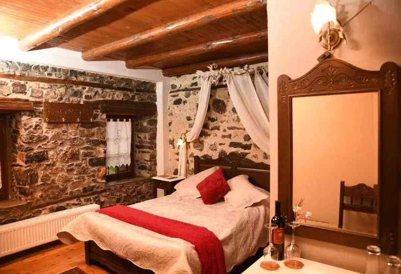 Hotelli Archontiko Tarsouna