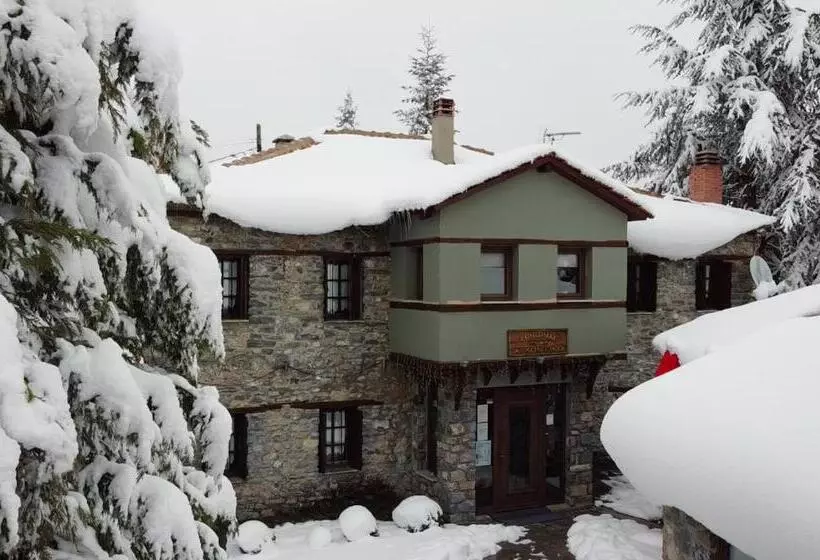 Hotelli Archontiko Tarsouna