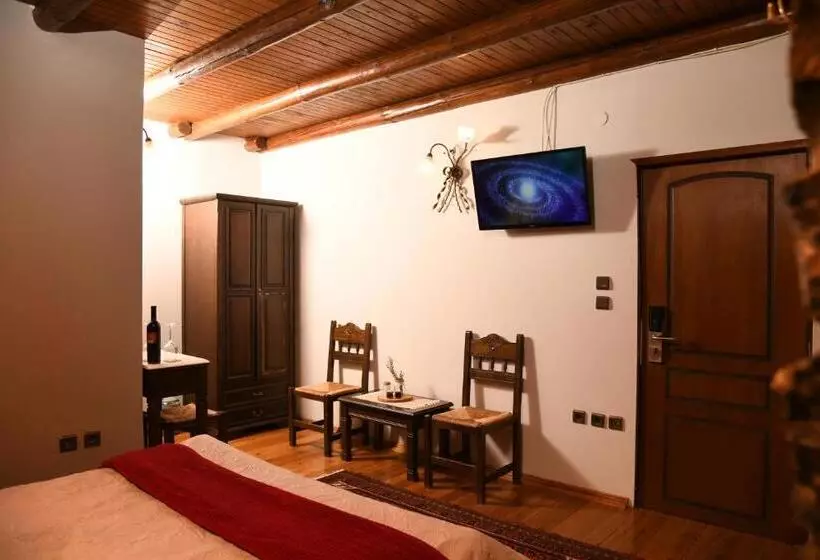 Hotelli Archontiko Tarsouna