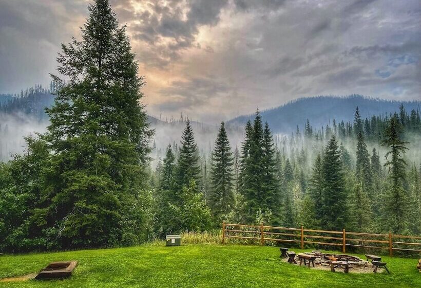 ホテル Lochsa Lodge